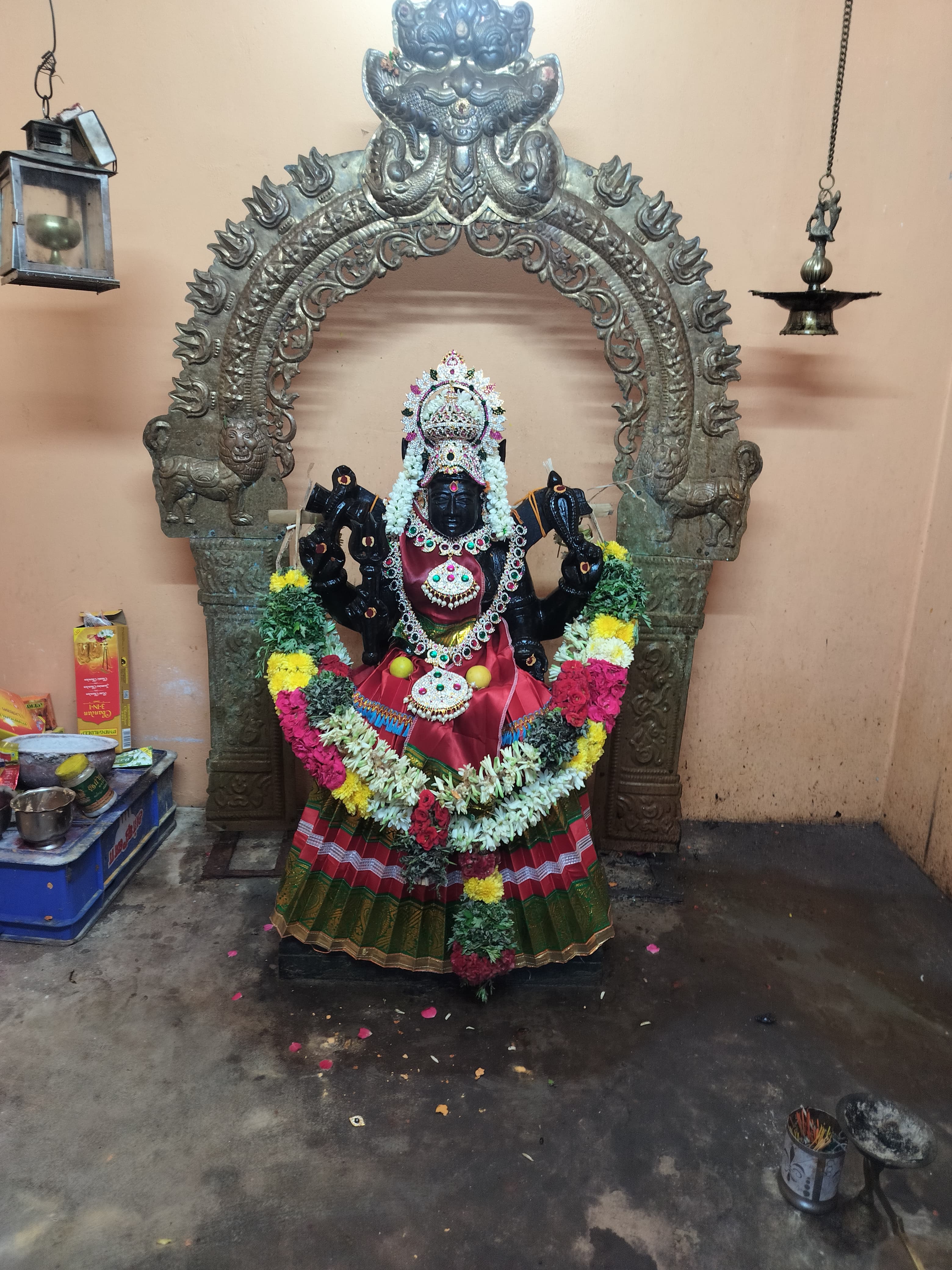 ஸ்ரீ வீர சக்தி அம்மன்